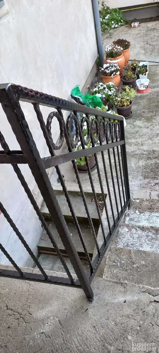 Gelenderi od kovanog gvožđa