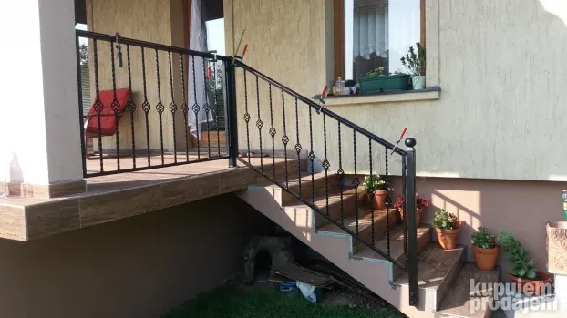 Gelenderi od kovanog gvožđa
