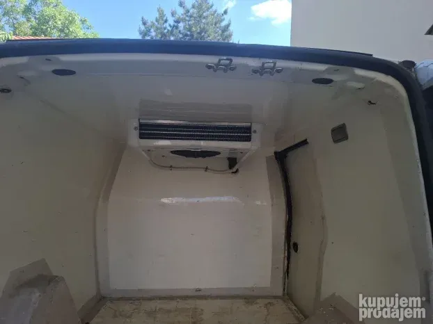 2009 Fiat Doblo HLADNJAČA