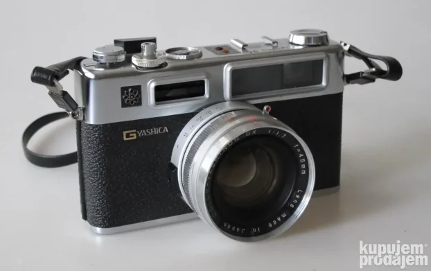 Yashica 35 Electro GSN sa Color Yashinon DX 1,7/45mm