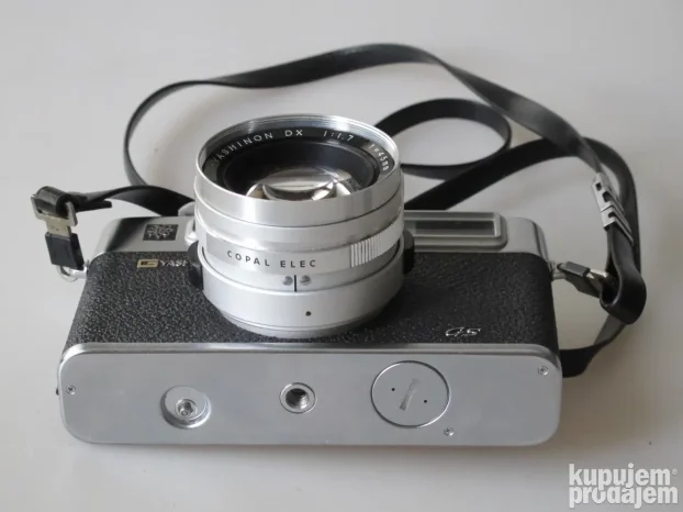 Yashica 35 Electro GSN sa Color Yashinon DX 1,7/45mm