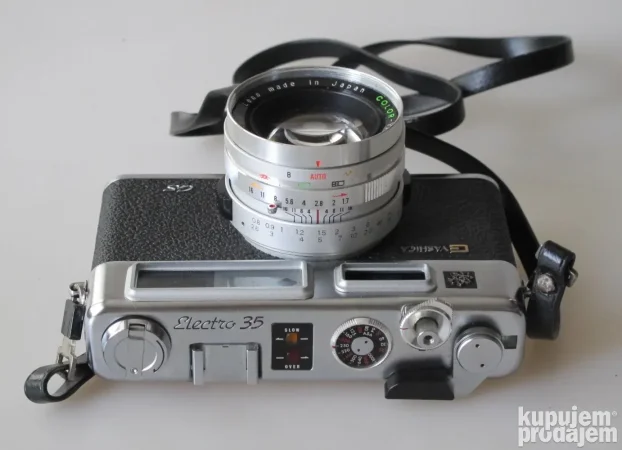 Yashica 35 Electro GSN sa Color Yashinon DX 1,7/45mm