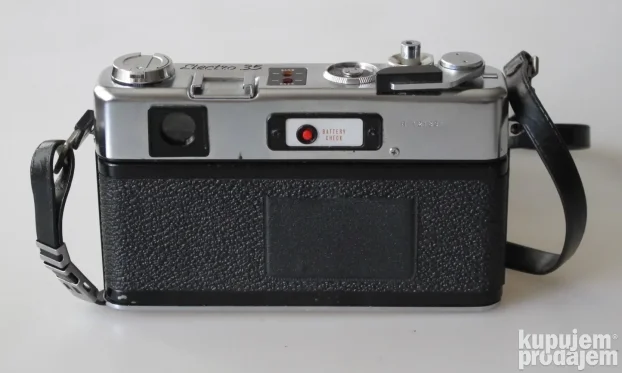 Yashica 35 Electro GSN sa Color Yashinon DX 1,7/45mm