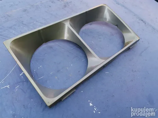 Plastika maske leva Lada 2106