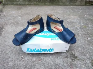 Retro decije zenske sandale br.27