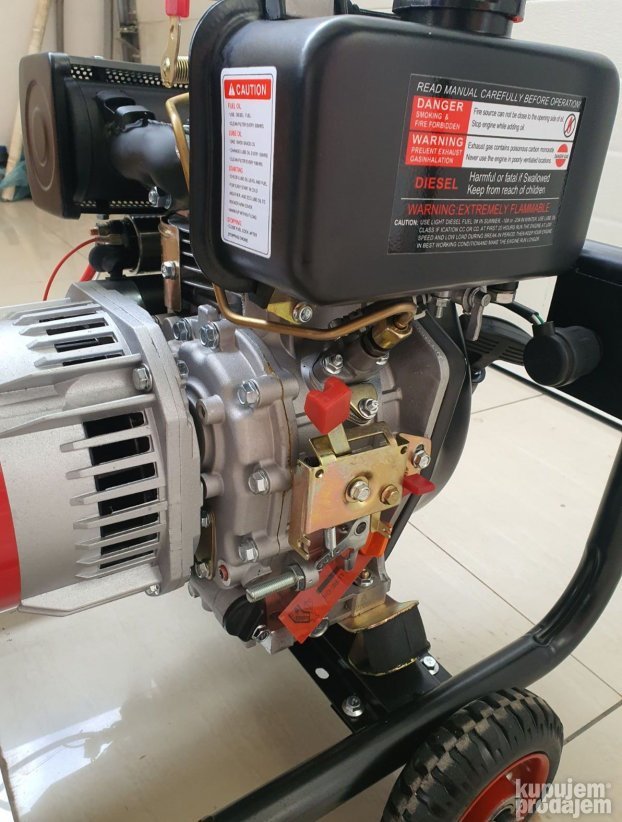 Agregat LOMBARDINI 4.5 kW dizel - sincro alternator NA KLJUČ
