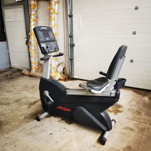 Life Fitnes Integrity recline bike