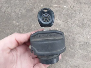 Cep rezervoara Audi 80 90 100 200 Golf 2 3 Passat B3 B4 Polo