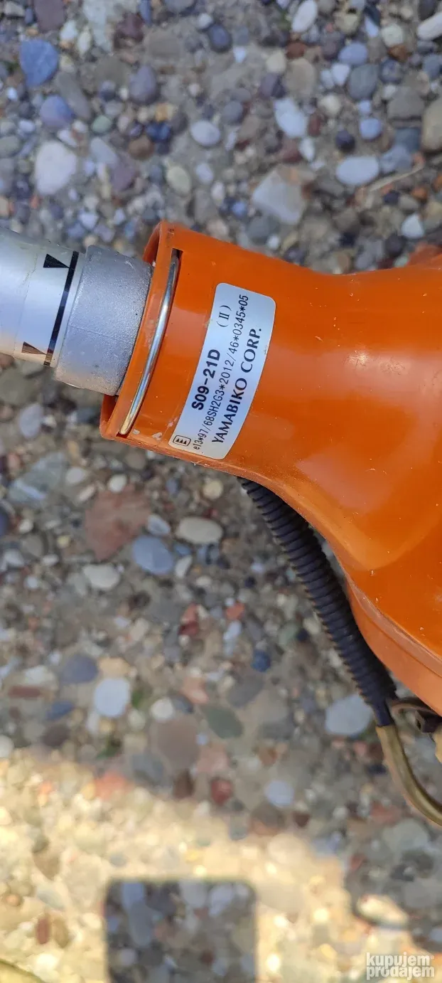 trimer na benzin za kosenje trave echo yamabiko gt-222es