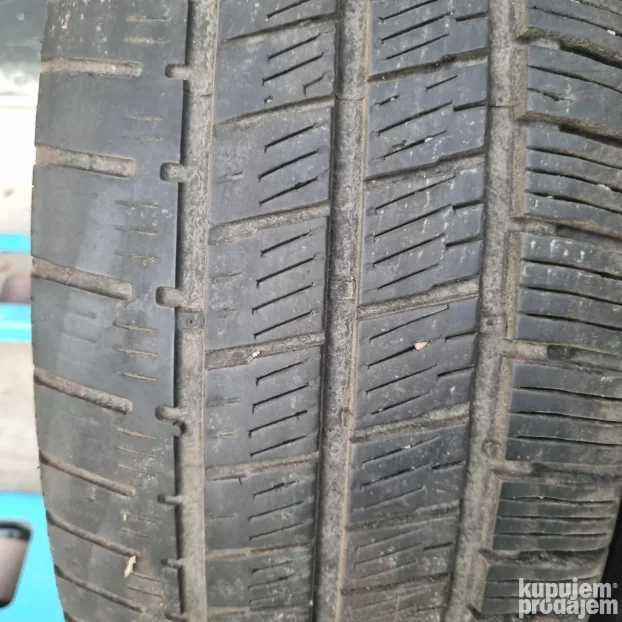HANKOK VANTRA ST AS2 dim. 235 65 R16C