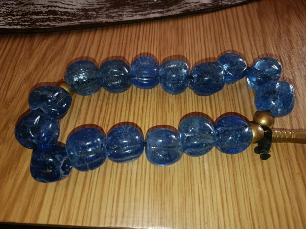 neka brojanica 16 perli precnik 3 cm