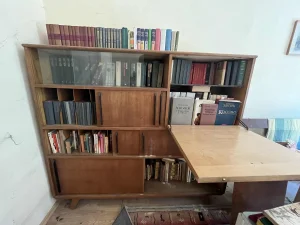 Na prodaju licna dugogodisnja kolekcija knjiga