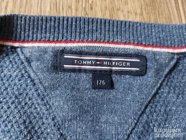 TOMMY HILFIGER dečiji džemper za dečake vel..176