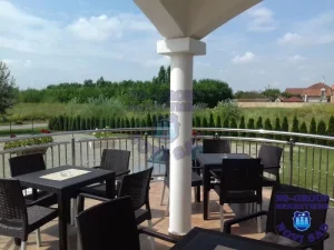 Kuća sa restoranom - 600 m2 - Veternik