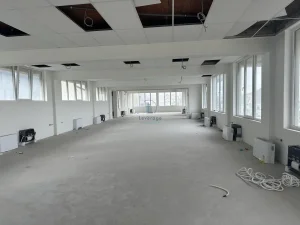 Hala, Čukarica, 1200 m2