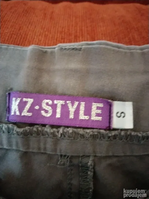 ženske letnje pantalone broj S