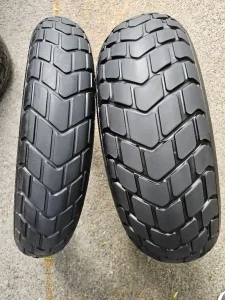 Moto gume pirelli 180/55/17 i 120/70/18 god 2018/22