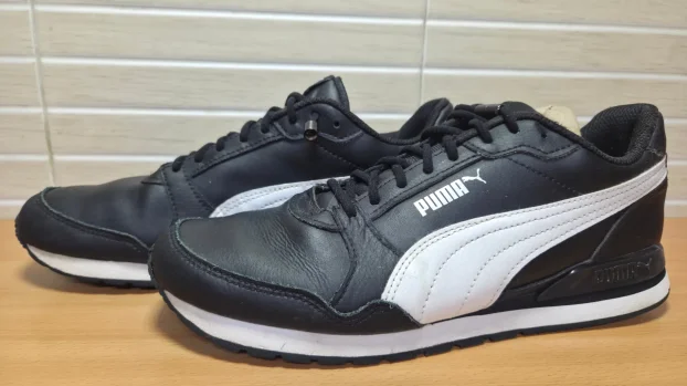Puma ST Runner V3
