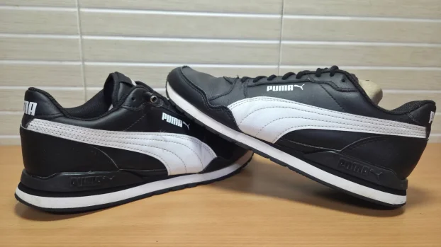 Puma ST Runner V3
