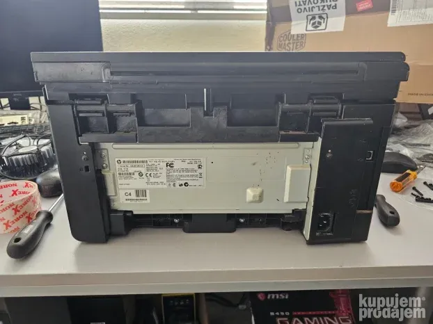 HP LaserJet M1132 MFP stampac neispravan