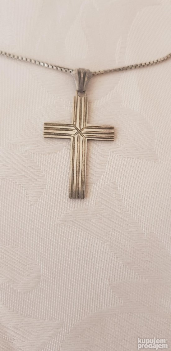 Srebro cisto  925 zig lance sa  sa krst stari nakit