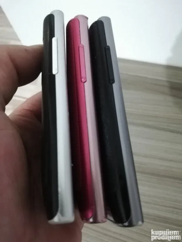 LG Optimus L3 E400 android , wi-fi, sim-free , srpski meni ,
