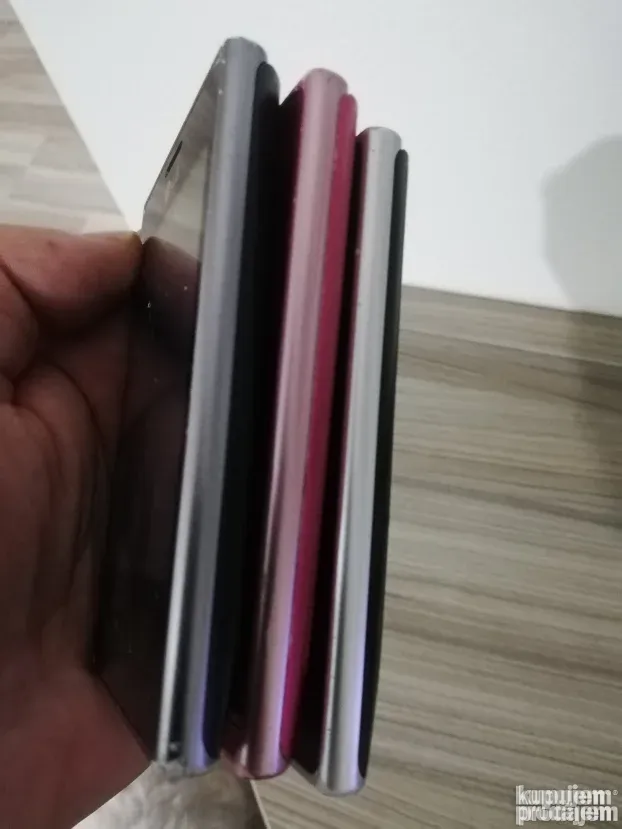 LG Optimus L3 E400 android , wi-fi, sim-free , srpski meni ,