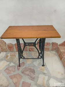 Sivaca masina SINGER postolje