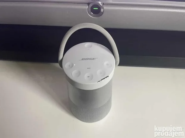 Bose SoundLink III Bose Revolve + i Soundlink Mobile II