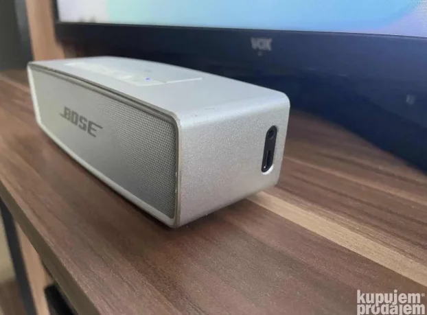 Bose SoundLink III Bose Revolve + i Soundlink Mobile II