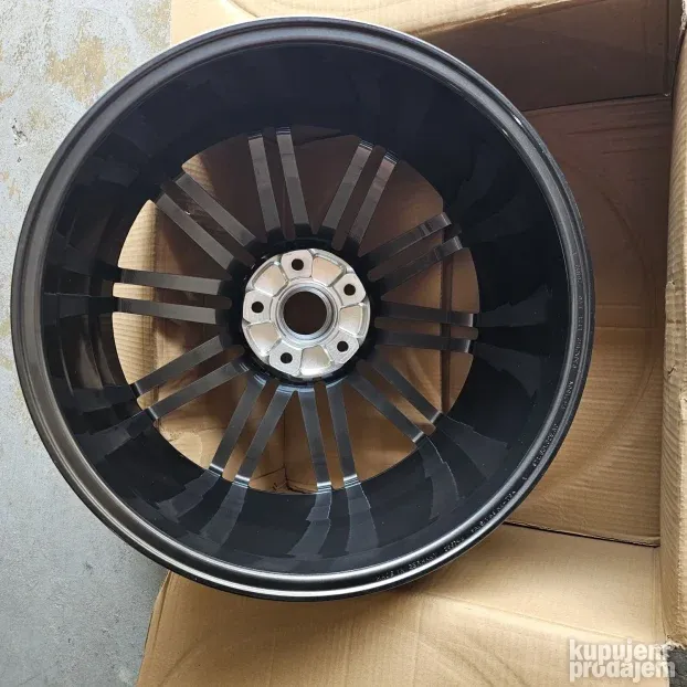 nove alu felne 21 " original porsche panamera g2 971