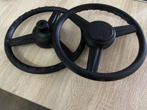 moskvic deciji auto na pedale crni volani