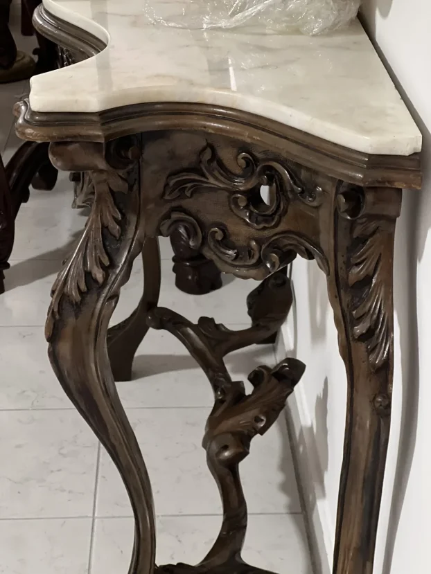 Stilska konzola i ogledalo