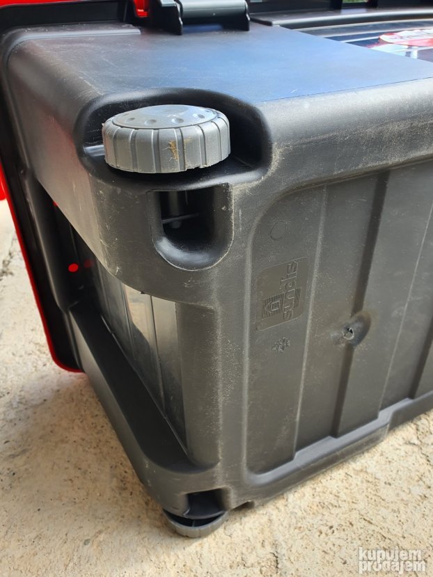 Plasticni sanduk sa tockicima  75L - Sindis