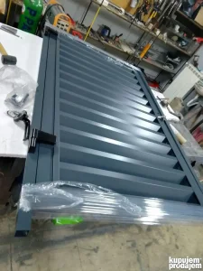 Aluminijumske-  kapije i ograde zaluzina stil