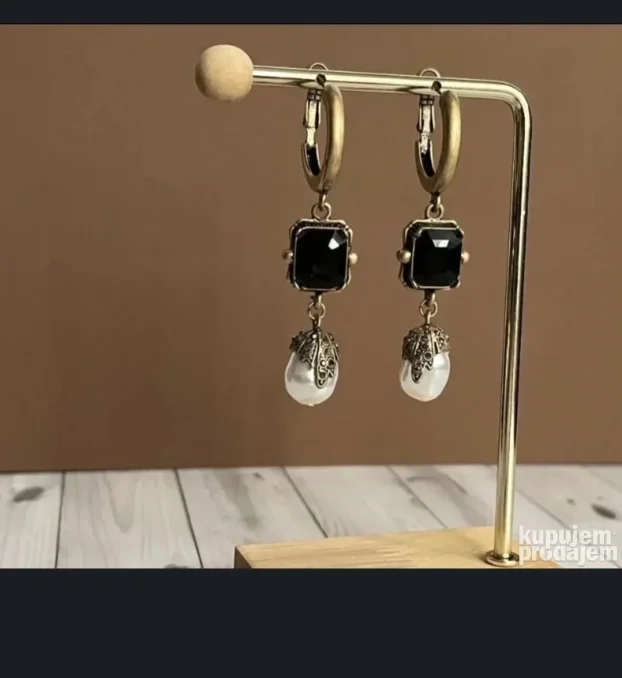 Alexander McQUEEN minđuše Pearl Drop