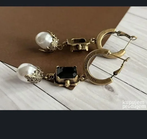 Alexander McQUEEN minđuše Pearl Drop