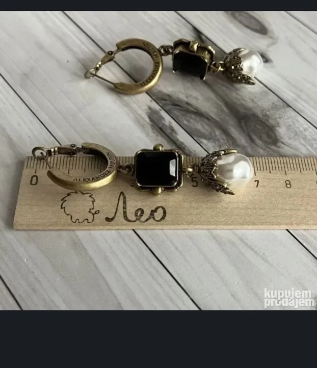 Alexander McQUEEN minđuše Pearl Drop