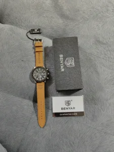 Benyar muski rucni sat kozne narukvice