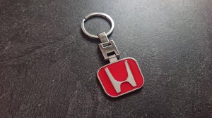 NOVO Honda crveni privezak