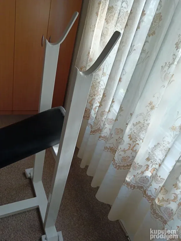Klupa za kosi benc sa bucicama