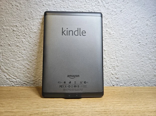 El citac knjiga Amazon Kindle D01100 2GB Black E Reader book