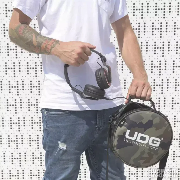 UDG Ultimate DIGI Headphone Bag Black Camo Orange Inside