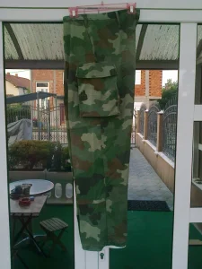Vojne maskirne pantalone M93