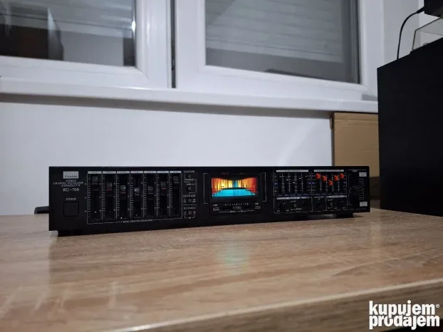 Sansui rg-700