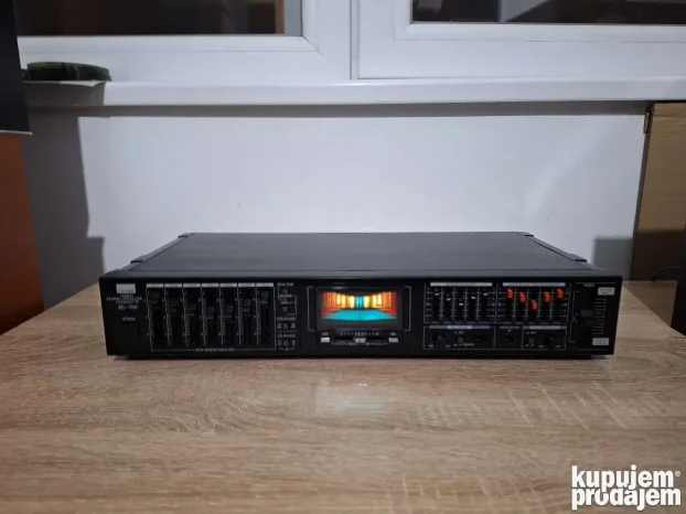 Sansui rg-700