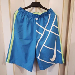 Dečiji Nike šorts veličina XL