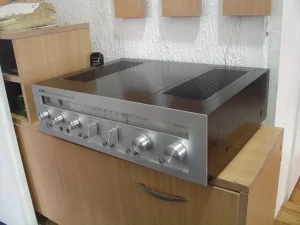 Yamaha CR-620