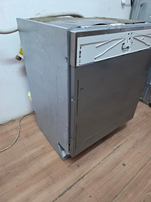 Masina za sudove Miele G5680SCVi 100% ugradna