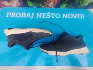 Geox 39 ili 245mm gaziste  lagane udobne i jos originala